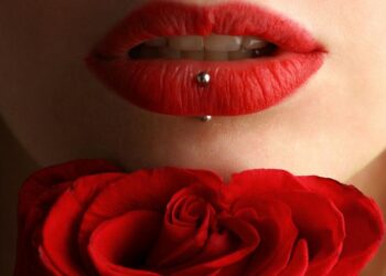 wet and wild vamp it up