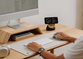 The Workers’ Comp Claims Process, Explained for People Who Are Hurting and Have Zero Time