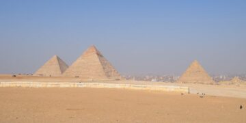 Why Small Group Tours in Egypt Are Perfect for Adventurers Seeking More