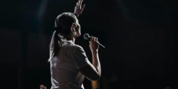 female singers from britain